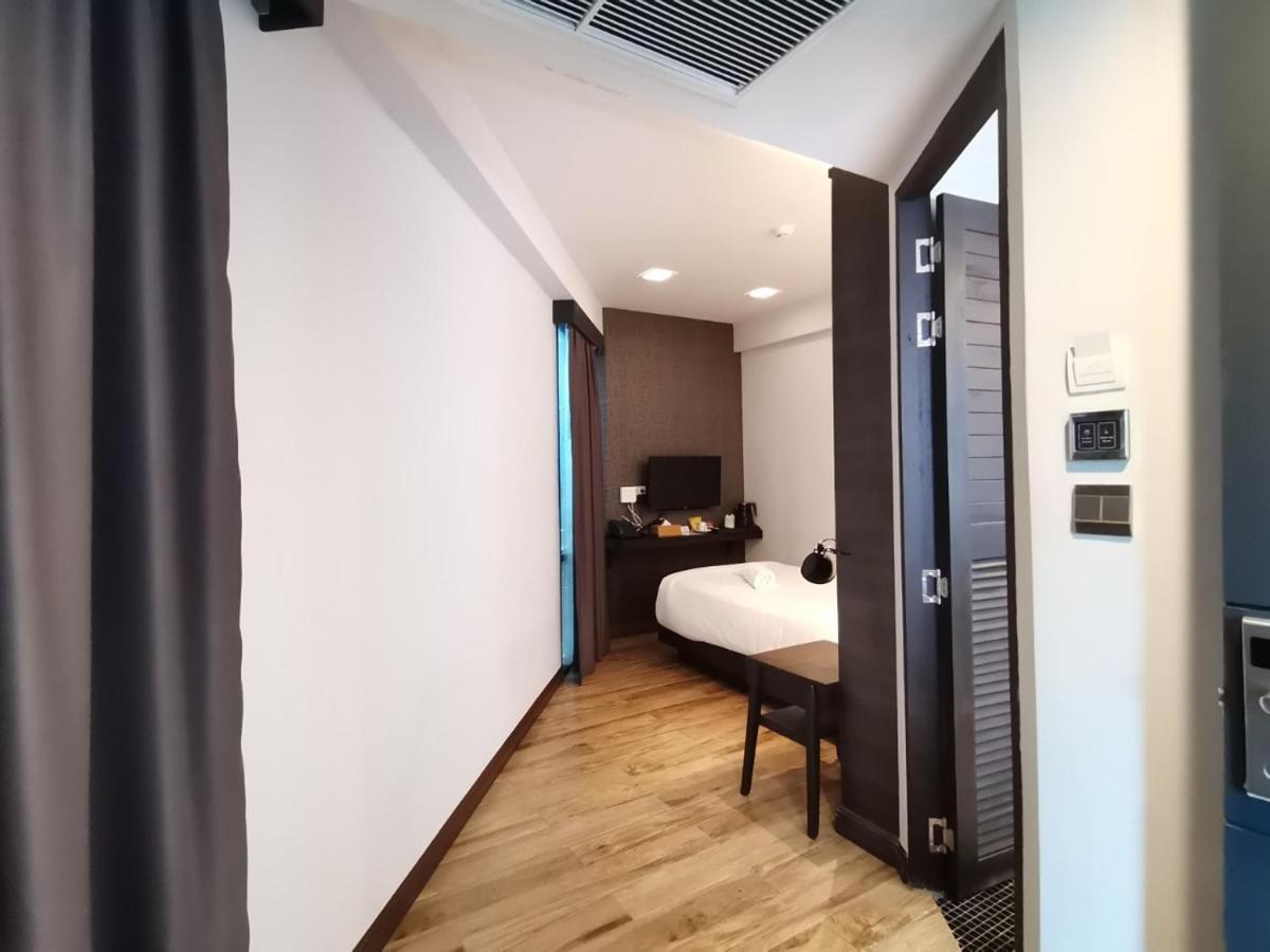 Holatel Hotel Phitsanulok Eksteriør billede