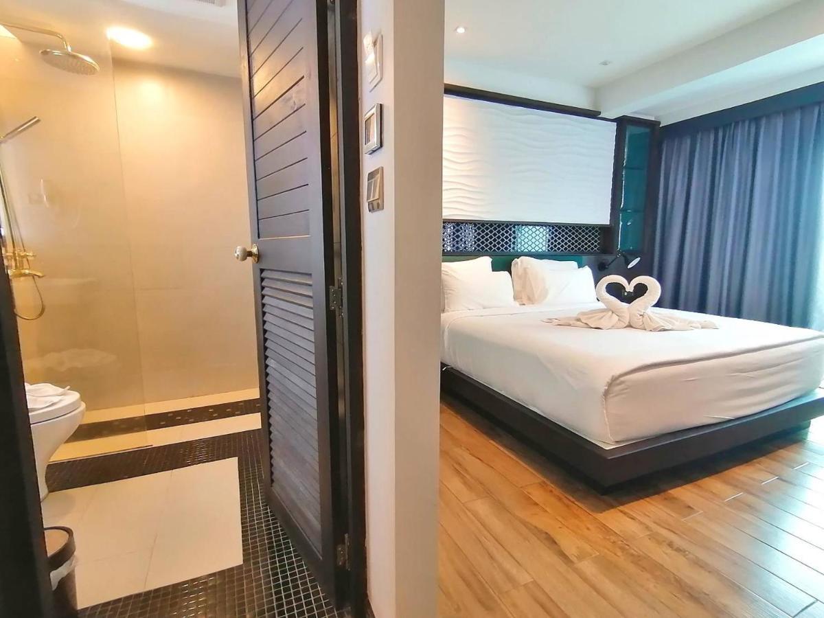 Holatel Hotel Phitsanulok Eksteriør billede